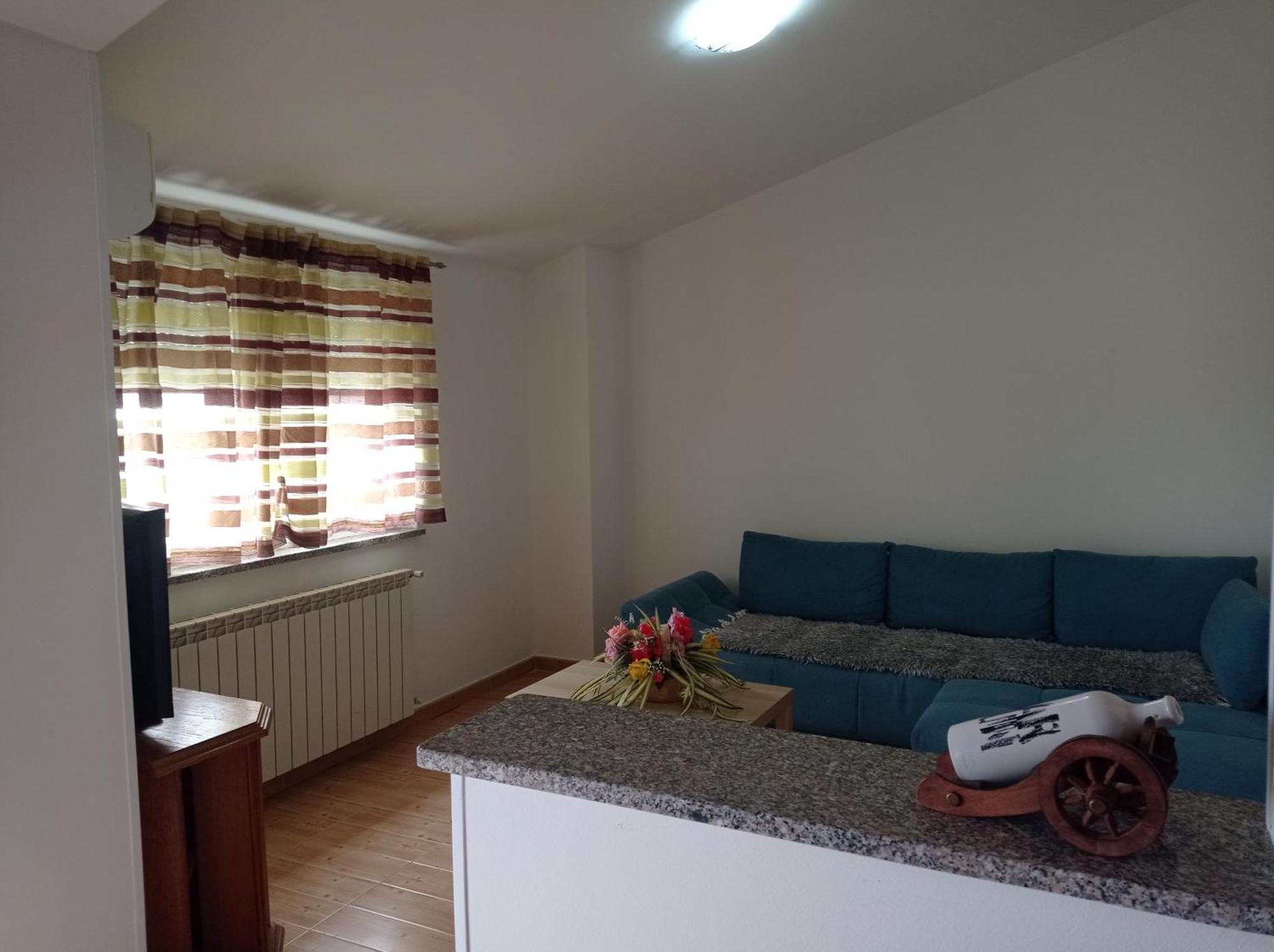 Lara Apartments Umag Exteriör bild